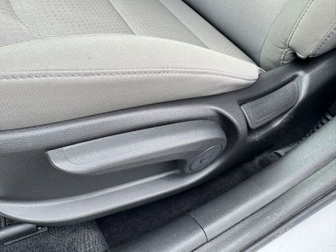 Used 2017 Hyundai Elantra SE FWD image 20