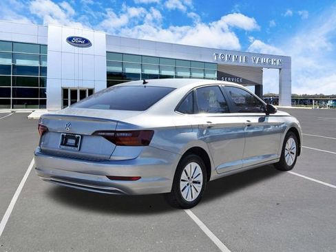 Used 2019 Volkswagen Jetta S w/ Driver Assistance Package image 4