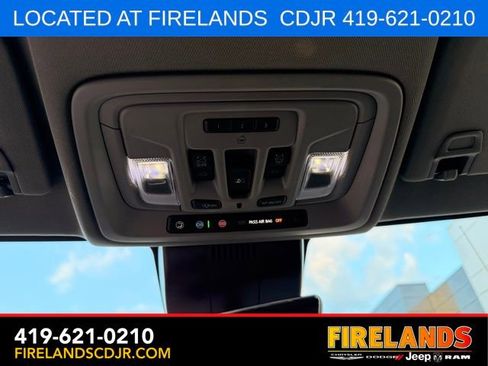 Used 2024 GMC Sierra 1500 Denali AWD/4WD image 29