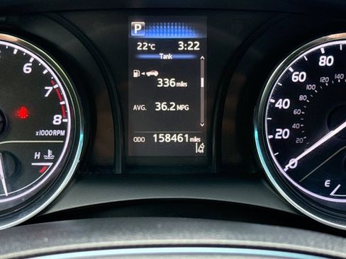 Used 2020 Toyota Camry SE FWD image 23
