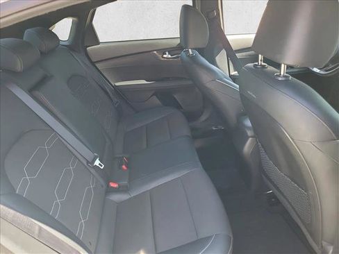 Used 2023 Kia Forte GT-Line w/ GT-Line Premium Package image 16