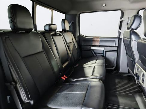 Used 2019 Ford F150 Lariat AWD/4WD image 24