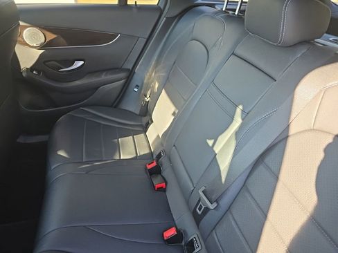 Used 2018 Mercedes-Benz GLC 300 4MATIC image 18