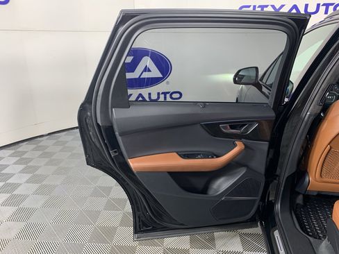 Used 2022 Audi Q7 3.0T Prestige image 30