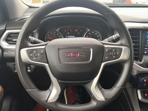 Used 2023 GMC Acadia SLE AWD/4WD image 15