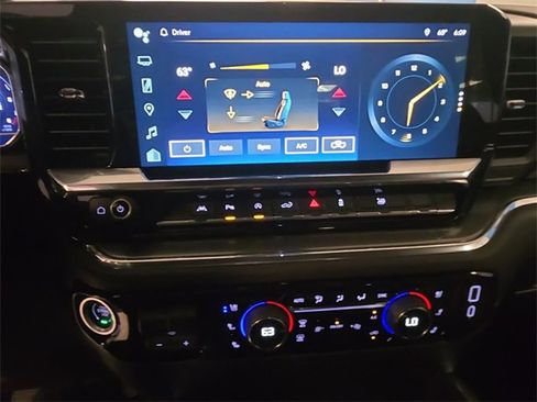 Used 2025 Chevrolet Silverado 1500 High Country w/ High Country Premium Package image 19