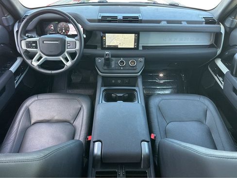 Used 2023 Land Rover Defender 110 SE AWD/4WD image 4