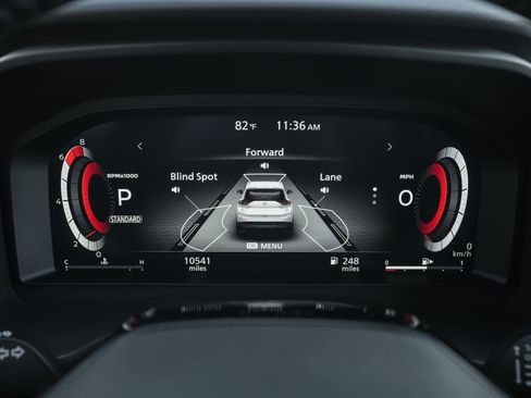 Used 2025 Nissan Rogue Platinum w/ Platinum Premium Package image 8