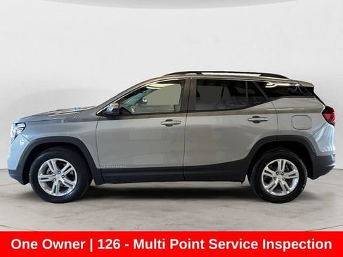 Used 2024 GMC Terrain SLE w/ Driver Convenience Package AWD/4WD image 2
