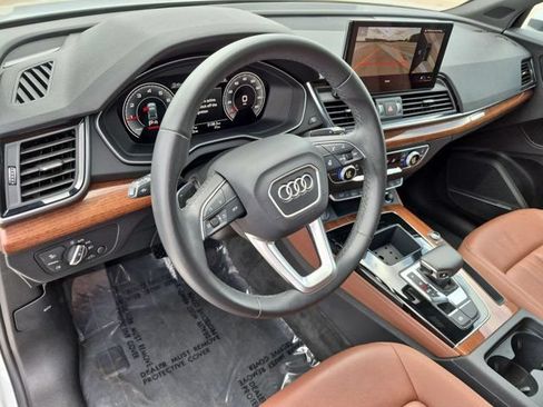 Certified 2023 Audi Q5 2.0T Premium Plus w/ Premium Plus Package AWD/4WD image 11