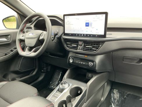 Used 2024 Ford Escape ST-Line w/ Tech Pack #1 image 15