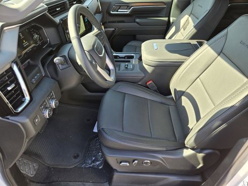 New 2024 GMC Sierra 2500 Denali w/ Denali Reserve Package image 6