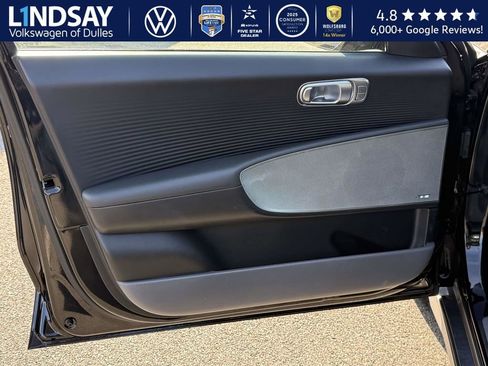 Used 2023 Hyundai Ioniq 6 Limited image 9