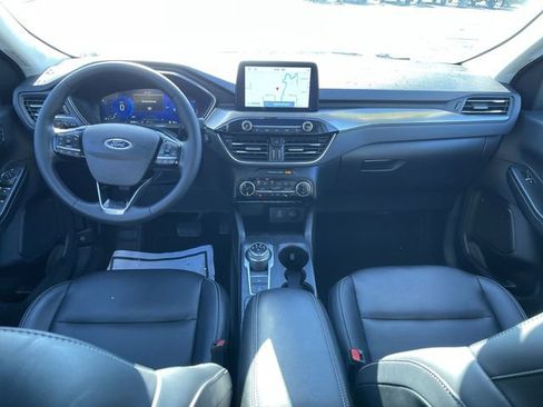 Used 2022 Ford Escape Titanium w/ Class II Trailer Tow Package image 22