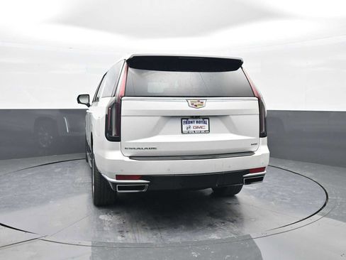 Used 2023 Cadillac Escalade ESV Premium Luxury Platinum image 6