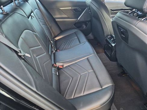 Used 2025 BMW 530i w/ M Sport Package RWD image 21