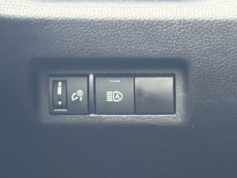 Used 2025 Toyota RAV4 LE image 33