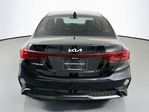 Certified 2024 Kia Forte LXS w/ LXS Technology Package FWD image 6