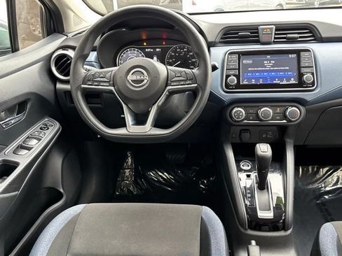 Used 2025 Nissan Versa SV FWD image 20