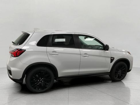 New 2026 Mitsubishi Outlander Sport LE AWD/4WD image 2