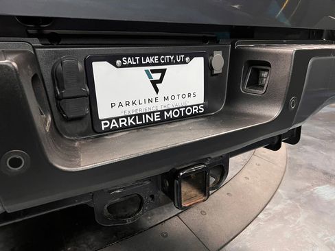 Used 2024 Ford F250 Lariat w/ Tremor Off-Road Package image 26