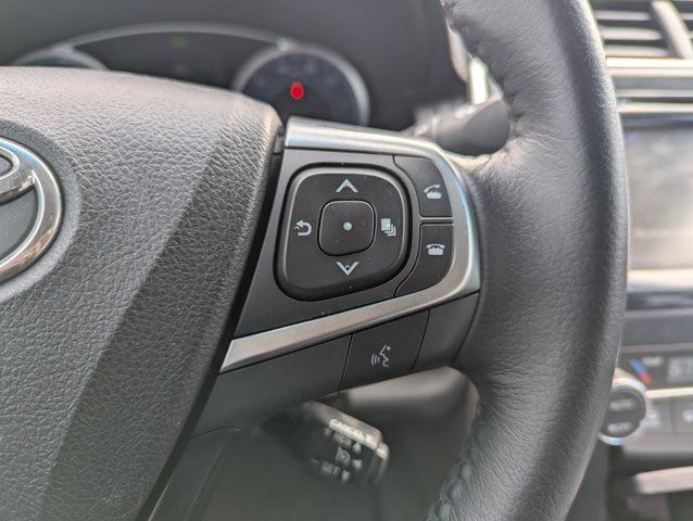 Used 2016 Toyota Camry XLE FWD image 14