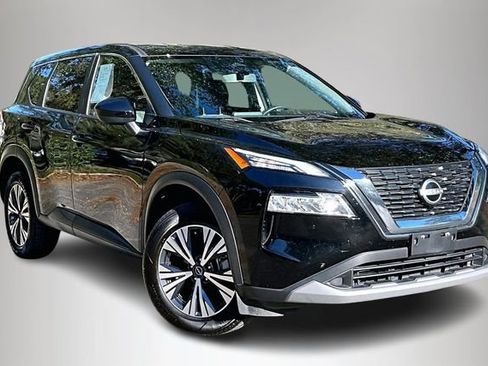 Used 2023 Nissan Rogue SV image 1