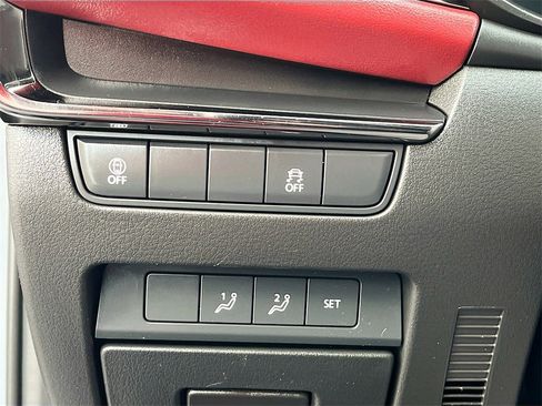 Used 2022 MAZDA MAZDA3 s image 10