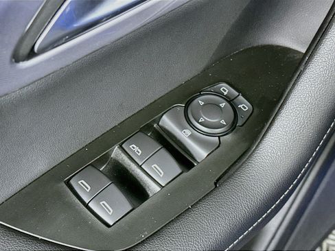 Used 2026 Chevrolet Blazer LT FWD image 15