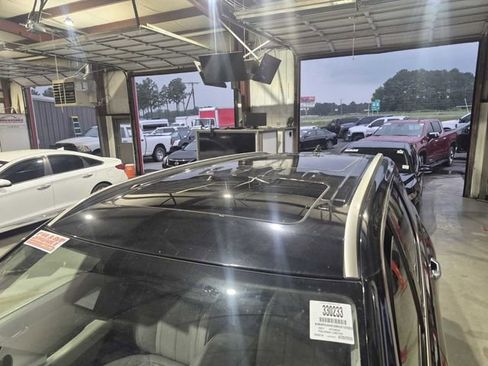 Used 2021 Hyundai Palisade Limited FWD image 6
