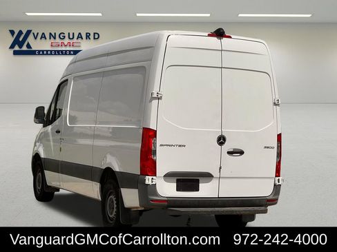 Used 2021 Mercedes-Benz Sprinter 2500 image 7