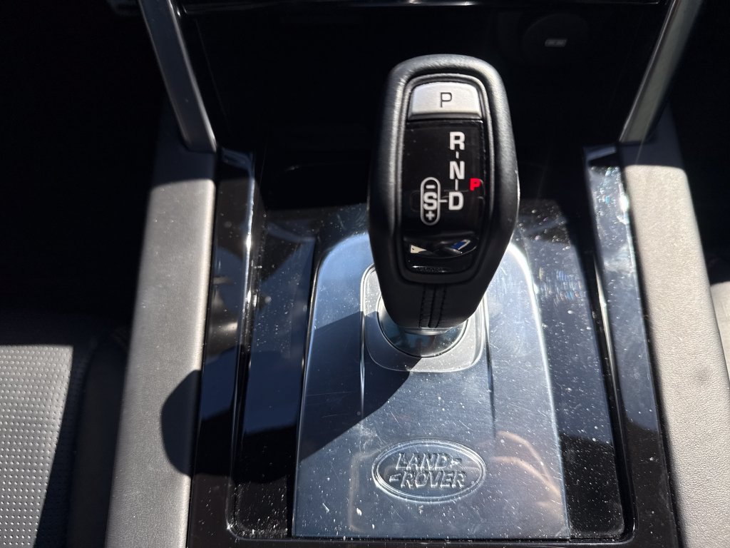 Used 2020 Land Rover Discovery Sport HSE R-Dynamic AWD/4WD image 26