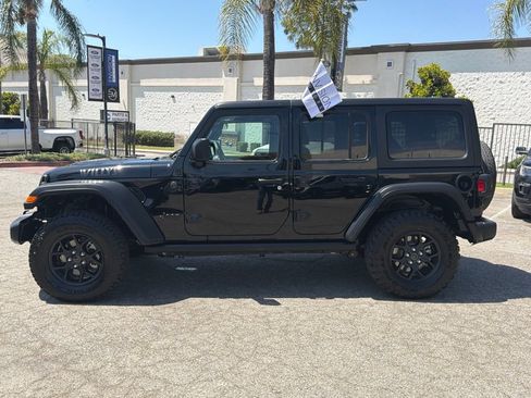 Used 2025 Jeep Wrangler Unlimited Sport AWD/4WD image 7