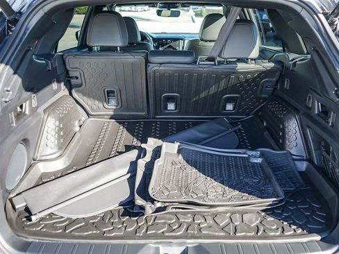 Used 2025 Subaru Outback Wilderness w/ Wilderness Package image 28