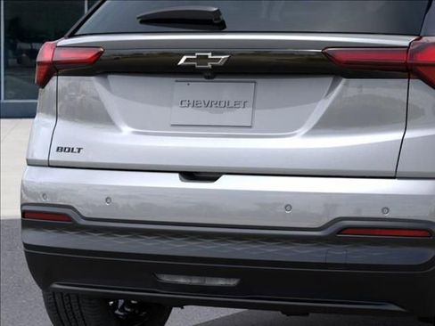 New 2027 Chevrolet Bolt LT w/ Comfort Package FWD image 14