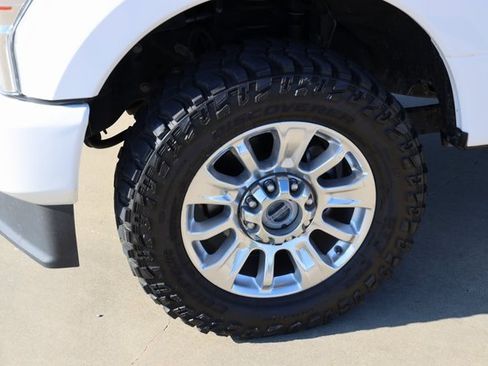 Used 2021 Ford F350 Limited w/ FX4 Off-Road Package image 10
