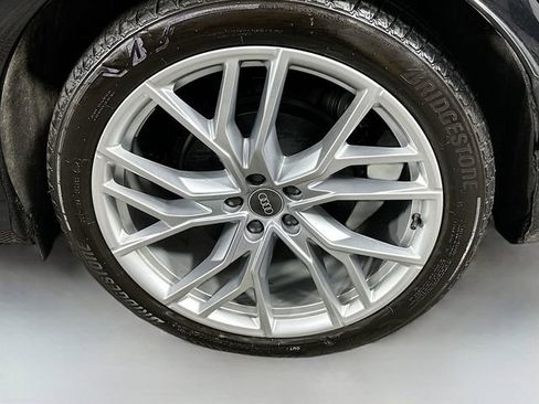 Used 2025 Audi Q4 e-tron Premium Plus w/ Premium Plus image 31