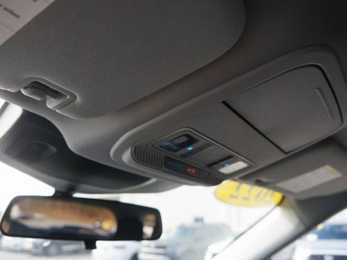 Used 2022 Ford Explorer XLT w/ Class IV Trailer Tow Package image 30