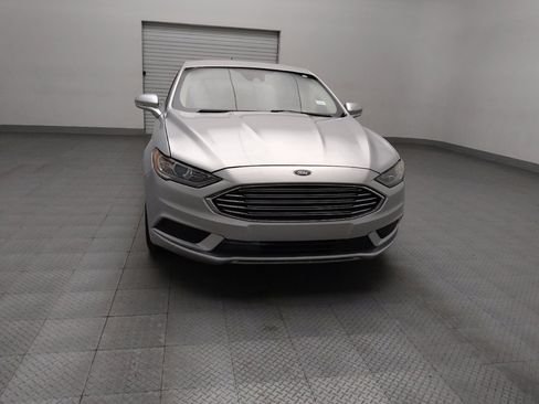 Used 2018 Ford Fusion SE image 14