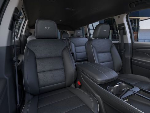 New 2026 Buick Enclave Sport Touring w/ LPO, Floor Liner Package image 16