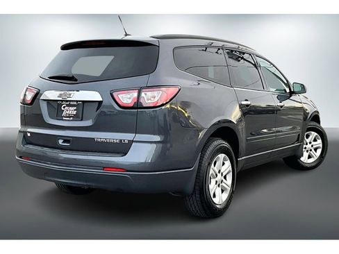 Used 2013 Chevrolet Traverse LS image 6