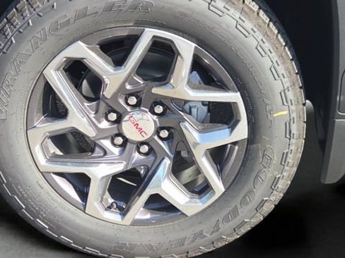 Used 2026 GMC Sierra 1500 SLT w/ SLT Premium Package image 21