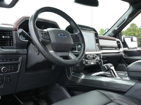 Used 2022 Ford F150 Lariat w/ Equipment Group 502A High AWD/4WD image 15