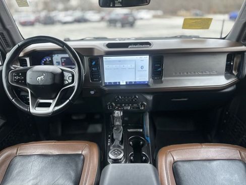 Used 2022 Ford Bronco Outer Banks image 24
