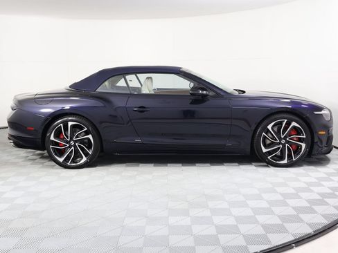 New 2026 Bentley Continental GTC AWD/4WD image 10