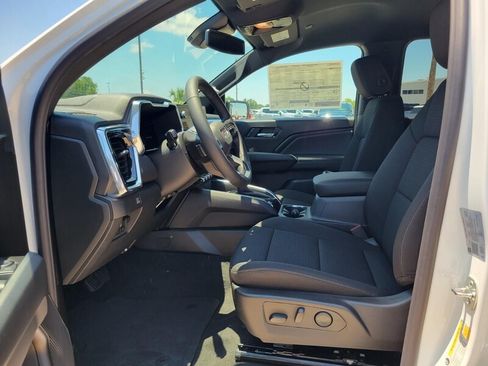New 2026 GMC Canyon Elevation w/ Convenience Package RWD image 10