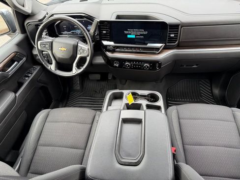 Used 2022 Chevrolet Silverado 1500 LT image 21