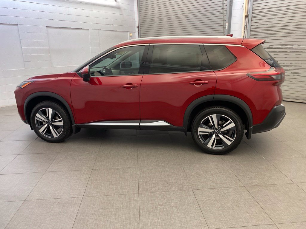 Used 2023 Nissan Rogue SL AWD/4WD image 9
