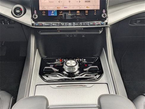 New 2026 Jeep Grand Wagoneer Limited image 19