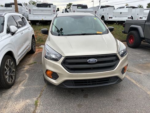 Used 2018 Ford Escape S FWD image 2